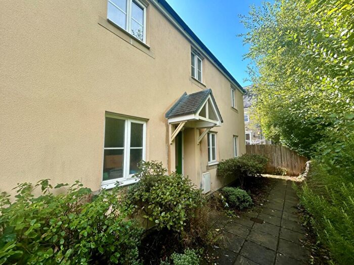 2 Bedroom House To Rent In Dartmoor View, Pillmere, Saltash, PL12