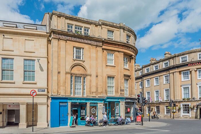 1 Bedroom Flat To Rent In Dorchester Street, Bath, BA1