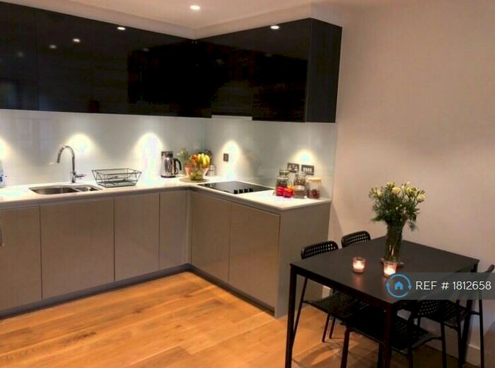 2 Bedroom Flat To Rent In Bywell Place, Newham, London, E16