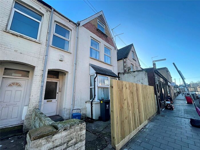 2 Bedroom Flat To Rent In Salisbury Road, Cathays, Cardiff, CF24