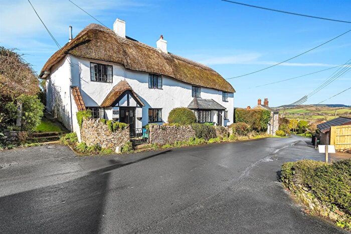 3 Bedroom Semi-Detached House For Sale In Hillhead Cottages, Colyton, EX24