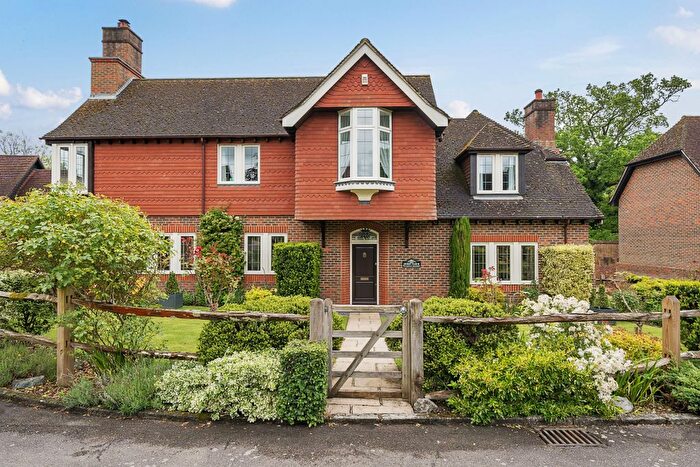 5 Bedroom Detached House For Sale In Carylls Meadow, West Grinstead, RH13