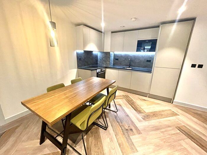 2 Bedroom Flat To Rent In Ancoats Gardens, Bendix Street, Manchester, M4