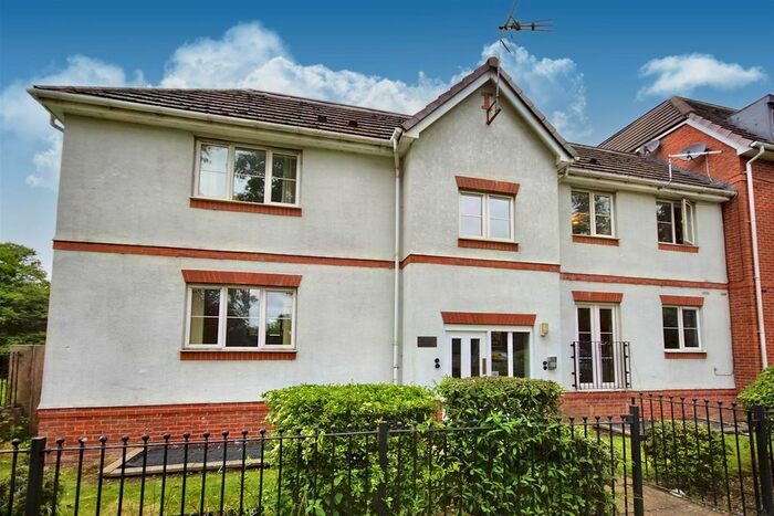 2 Bedroom Flat To Rent In Yardley Wood Road, Yardley Wood, Birmingham, B14