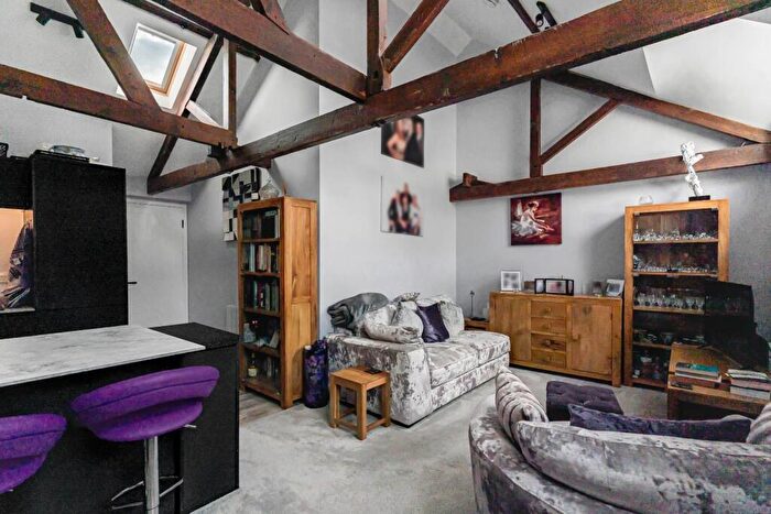 1 Bedroom Flat For Sale In Stanstead Road, London, SE23