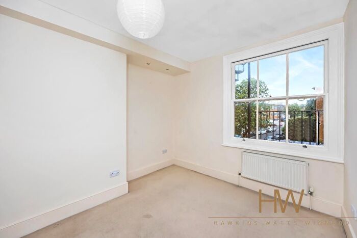 2 Bedroom Flat For Sale In Cromwell Road, Hove, BN3