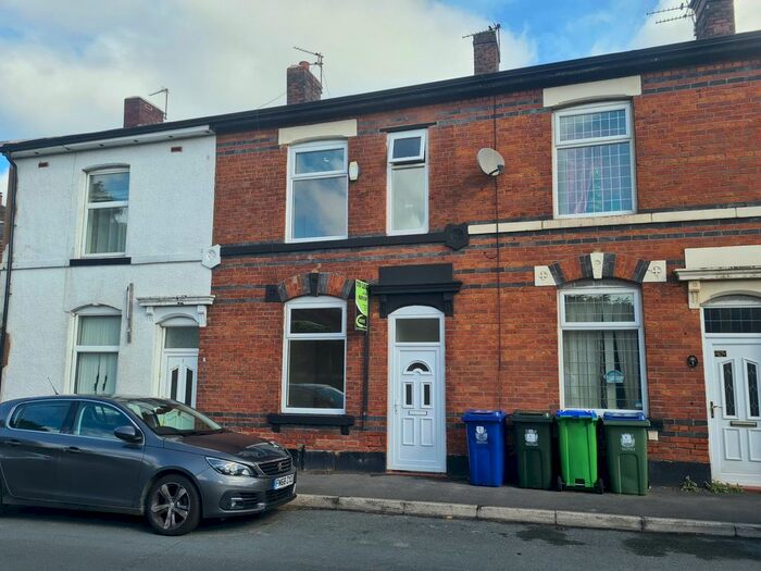 3 Bedroom Terraced House To Rent In Egerton Street, Heywood, OL10