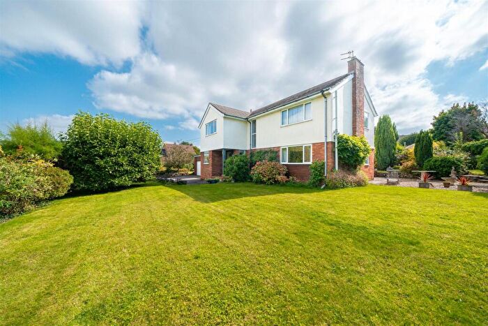 5 Bedroom Detached House For Sale In Rectory Road, Easton-In-Gordano, Bristol, BS20