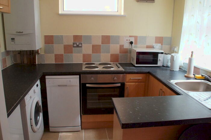 1 Bedroom Bungalow To Rent In Horwood Close, Headington, Oxford, OX3