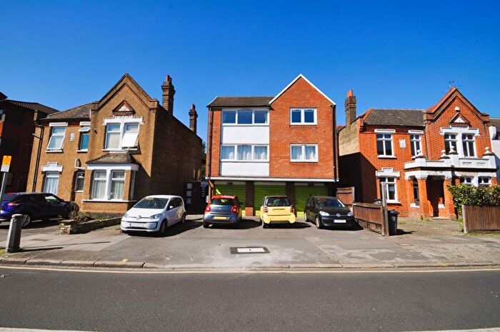 1 Bedroom Flat To Rent In Pepys Road, London, SW20