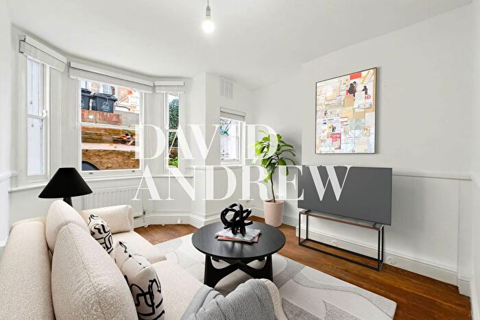 1 Bedroom Flat To Rent In Brooke Road, London, N16