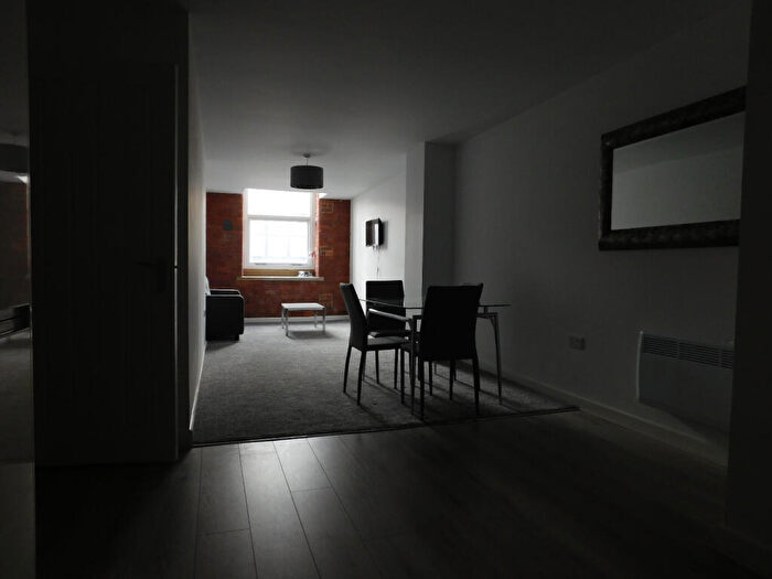 2 Bedroom Apartment To Rent In Balme Street, City Centre, Bradford, BD1