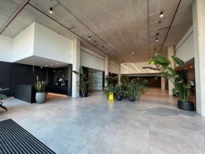 2 Bedroom Flat To Rent In No. Old Trafford, Wharf End, Manchester, M17