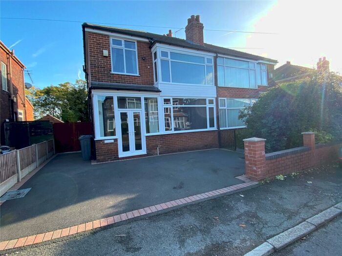 3 Bedroom Semi-Detached House To Rent In Colindale Avenue, Blackley, Manchester, M9