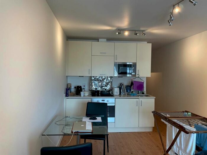 Studio To Rent In Amelia House, 5 Boulevard Drive, London NW9