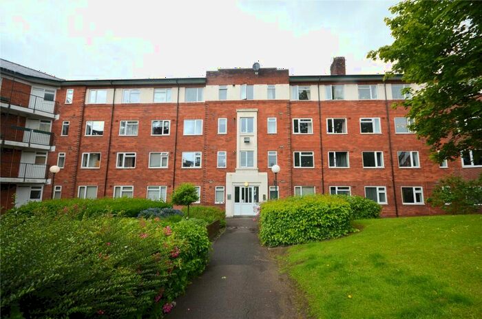 2 Bedroom Apartment To Rent In Carthorpe Arch, Eccles New Road, Salford, Manchester, M5