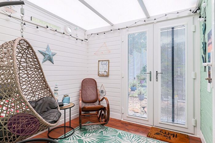 3 Bedroom Detached House For Sale In Bagnall Road, Nottingham, NG6