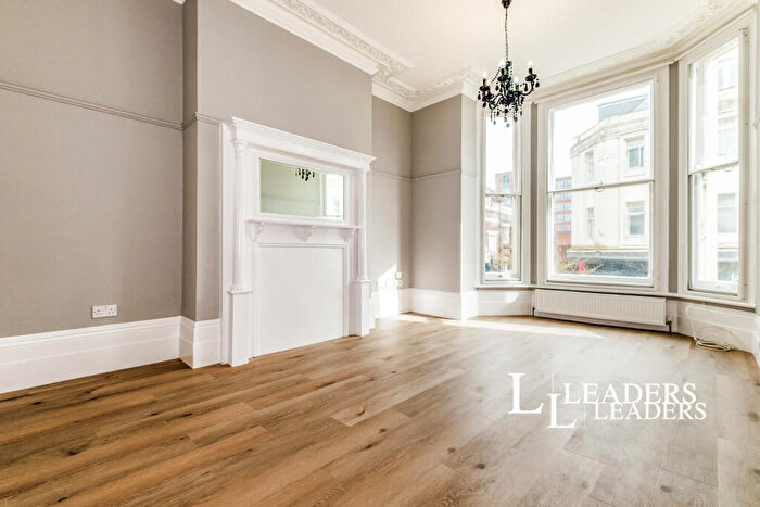 2 Bedroom Flat To Rent In Chapel Road, Worthing, BN11