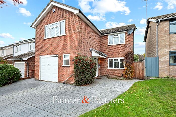 4 Bedroom Detached House For Sale In Searle Way, Eight Ash Green, Colchester, Essex, CO6