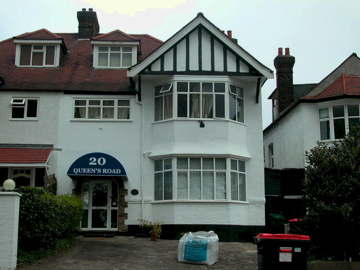 Studio To Rent In Queens Road, Hendon, London, NW4