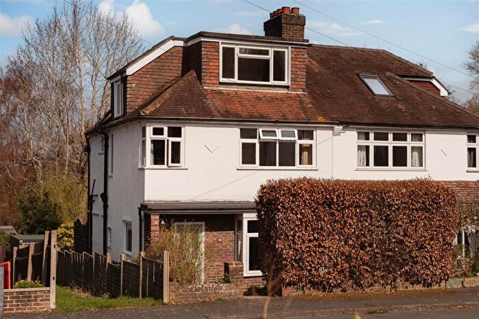 3 Bedroom Semi Detached House For Sale In Hillfield Close, Redhill, RH1