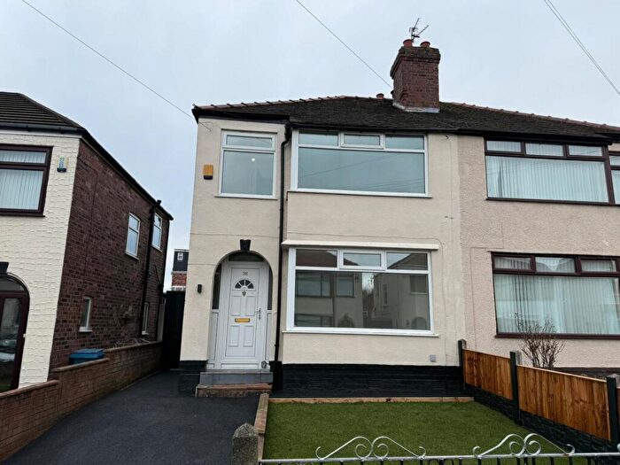 3 Bedroom Semi-Detached House To Rent In The Fairway, West Derby, L12