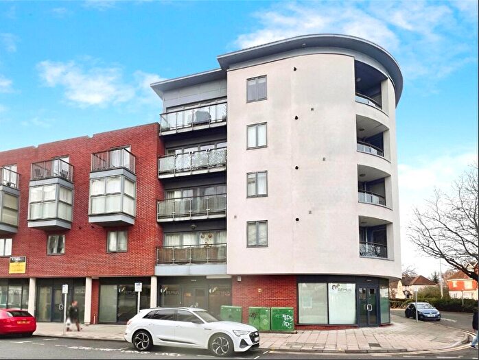 1 Bedroom Apartment To Rent In Thompson Court, Broomfield Road, Chelmsford, Essex, CM1