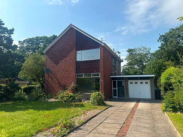 4 Bedroom Detached House For Sale In Kilnford Drive, Dundonald, Kilmarnock, South Ayrshire, KA2