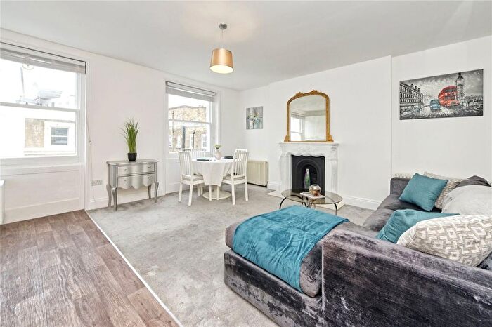 1 Bedroom Flat For Sale In Hereford Road, Notting Hill, W2