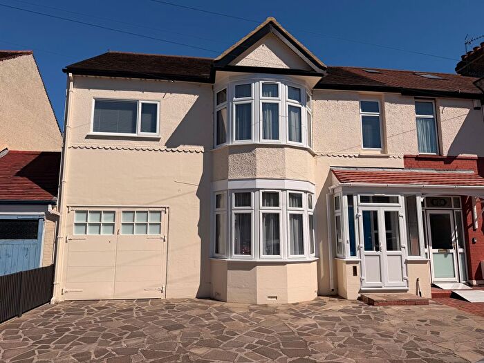 5 Bedroom Semi-Detached House For Sale In Talbot Gardens, Goodmayes, Essex, IG3