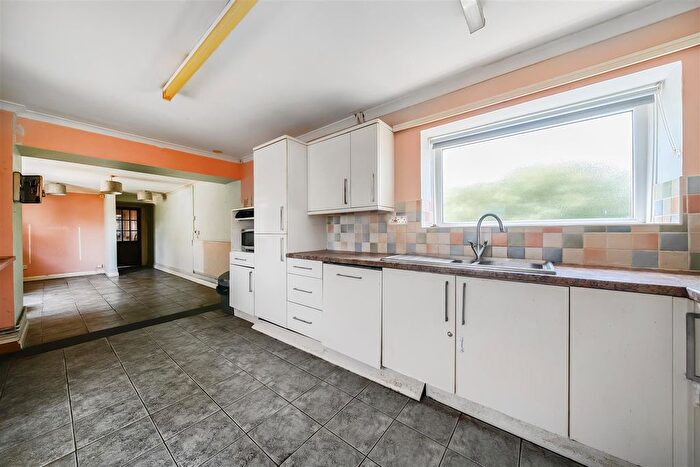 4 Bedroom Terraced House For Sale In New Street, Burry Port, SA16