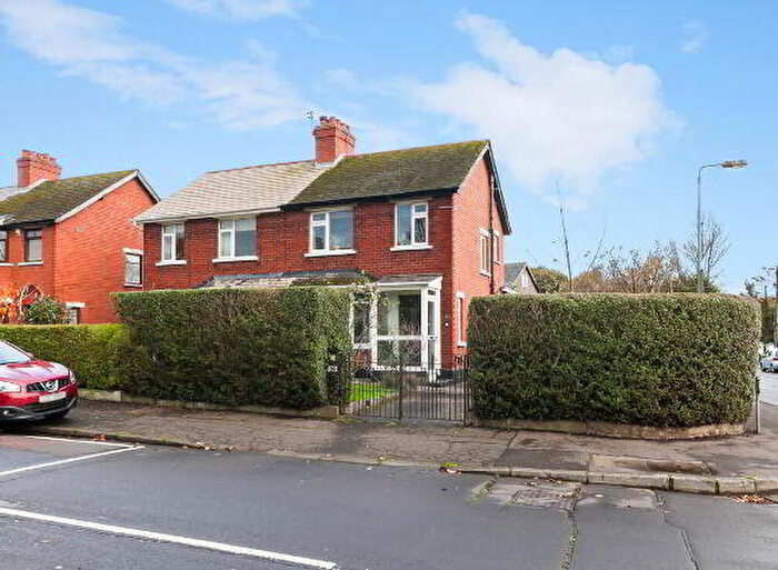 3 Bedroom Semi-Detached House For Sale In Sicily Park, Belfast, BT10