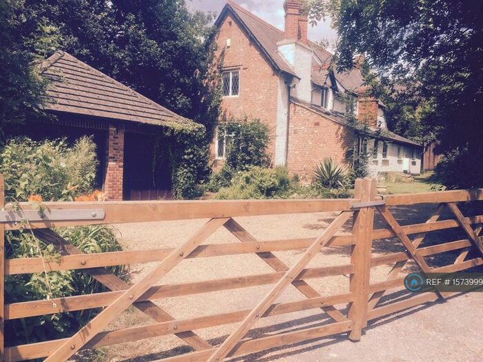 5 Bedroom Detached House To Rent In Julius Hill, Bracknell, RG42