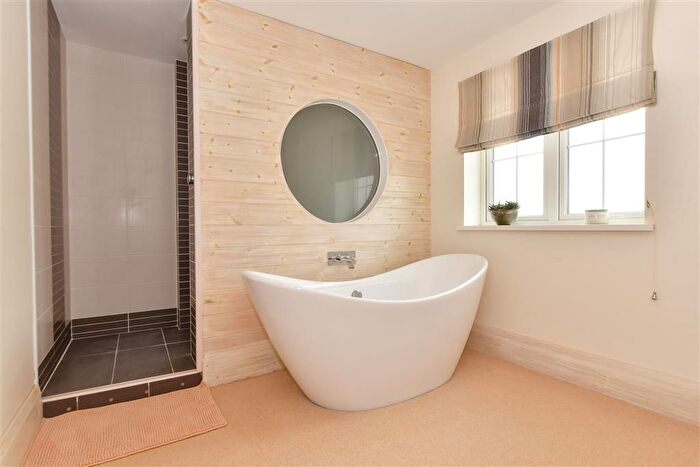 4 Bedroom Detached House For Sale In Northcliff Gardens, Shanklin, Isle Of Wight, PO37