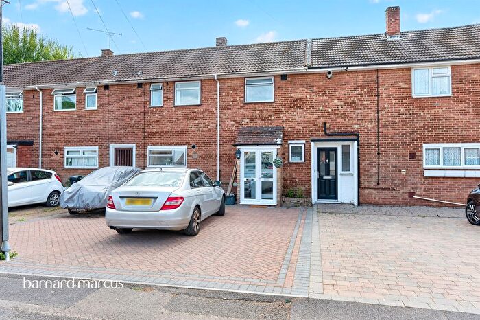 3 Bedroom Terraced House For Sale In Hatch Gardens, Tadworth, KT20