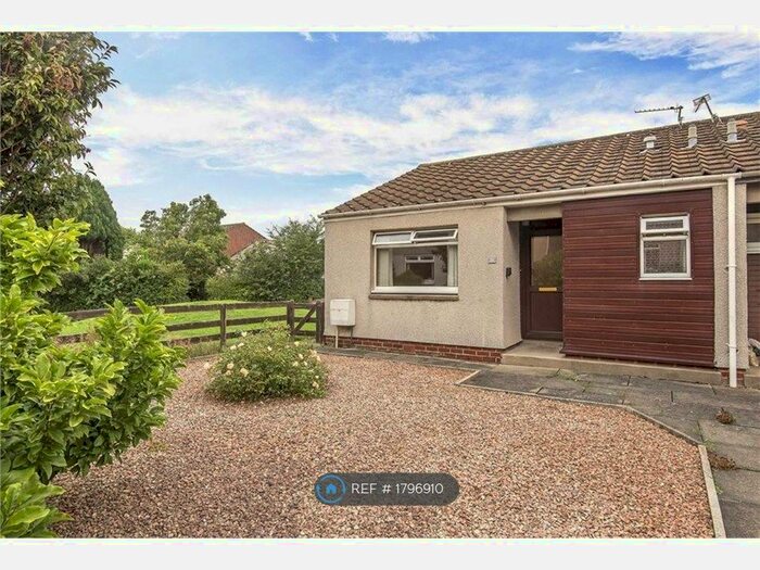 1 Bedroom Bungalow To Rent In Fraser Avenue, St Andrews, KY16