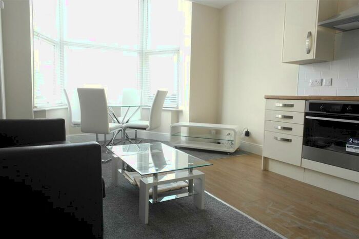 1 Bedroom Flat To Rent In Albany Street, HU3