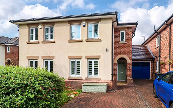 3 Bedroom Semi-Detached House For Sale In North Drive, Beaconsfield, Buckinghamshire, HP9