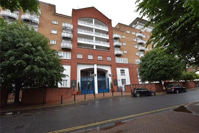 2 Bedroom Flat To Rent In Odessa Street, London, SE16