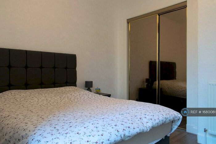 1 Bedroom Flat To Rent In Wardlaw Place, Edinburgh, EH11