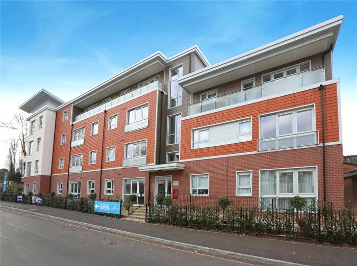 1 Bedroom Apartment To Rent In Woking, GU21
