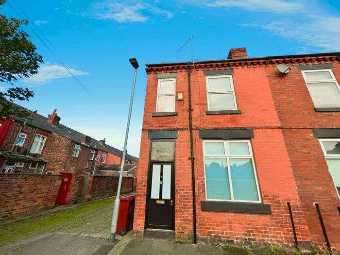 3 Bedroom End Of Terrace House To Rent In Olivia Grove, Rusholme, M14