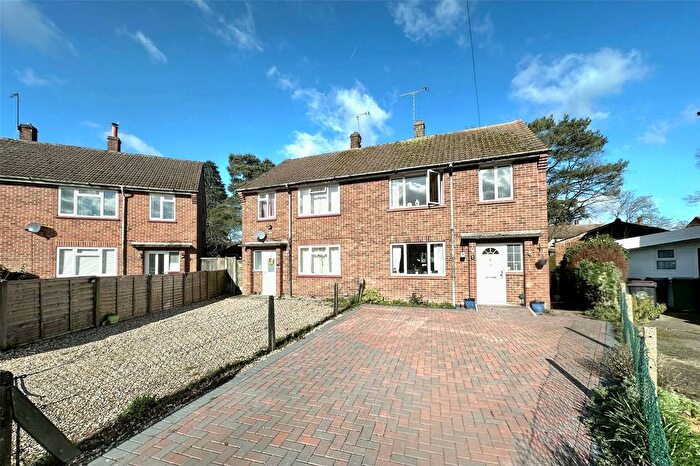 3 Bedroom Semi Detached House For Sale In Rapley Close, Camberley, Surrey, GU15