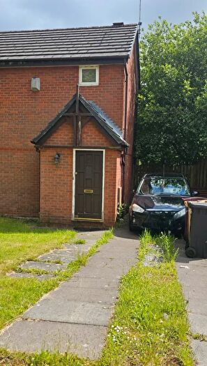 2 Bedroom Terraced House For Sale In Duncombe Road, Bolton, BL3