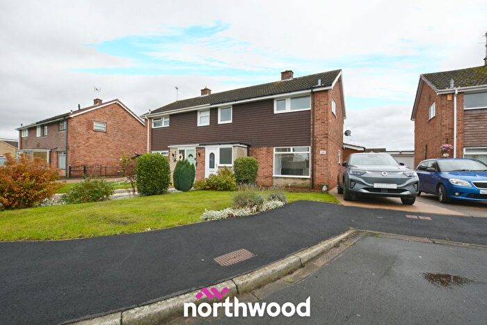 4 Bedroom Semi-Detached House For Sale In Wells Grove, Goole, Goole, DN14