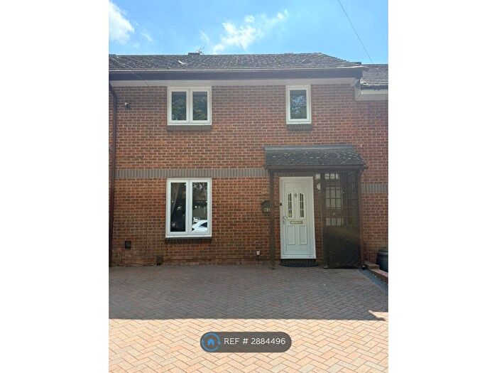 3 Bedroom Terraced House To Rent In Fairisle Road, Southampton, SO16