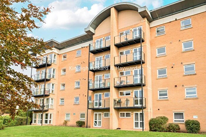 1 Bedroom Flat For Sale In Sparkes Close, Bromley, BR2
