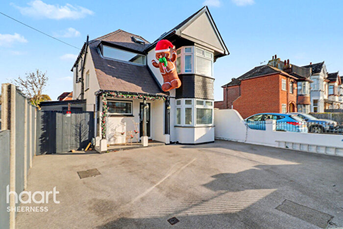 4 Bedroom Detached House For Sale In Halfway Road, Sheerness, ME12