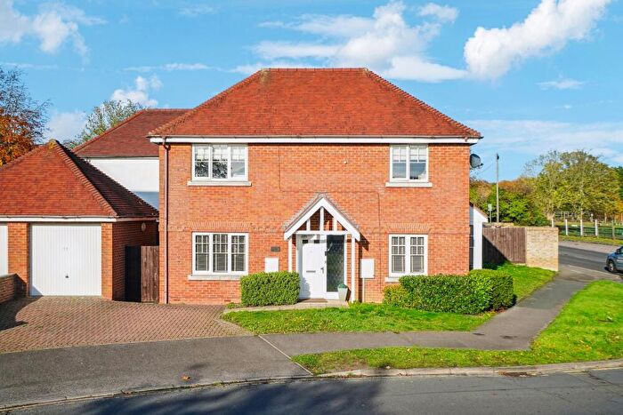 4 Bedroom Detached House For Sale In Pennylets Green, Stoke Poges, SL2