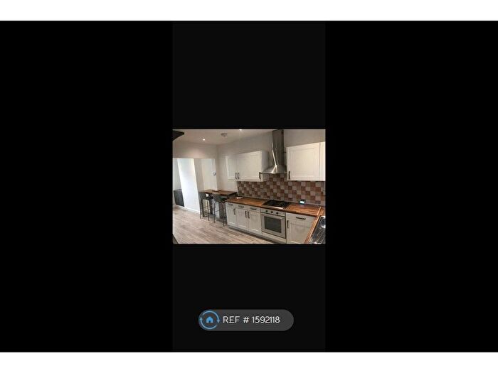 2 Bedroom Terraced House To Rent In Croydon Road, Nottingham, NG7